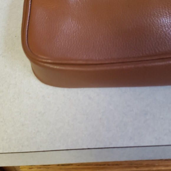 MK Purse - Picture 3 of 4